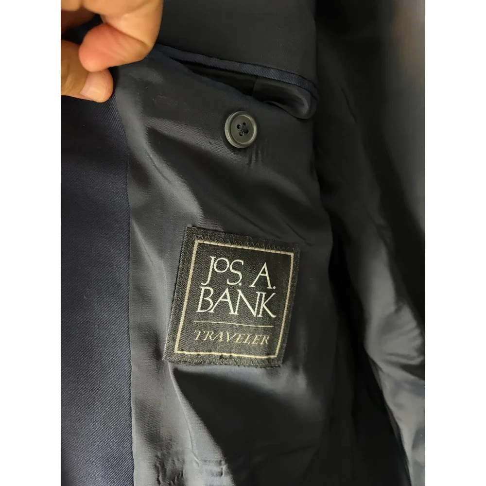 Jos. A. Bank Traveler Collection Chelsea Navy Wool Suit 46R 35 Regular Mens